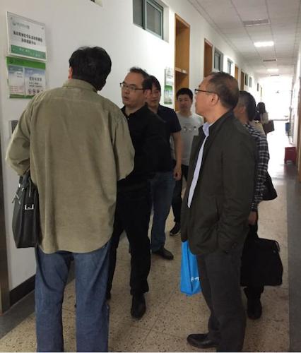 参观色情聊天大型仪器平台